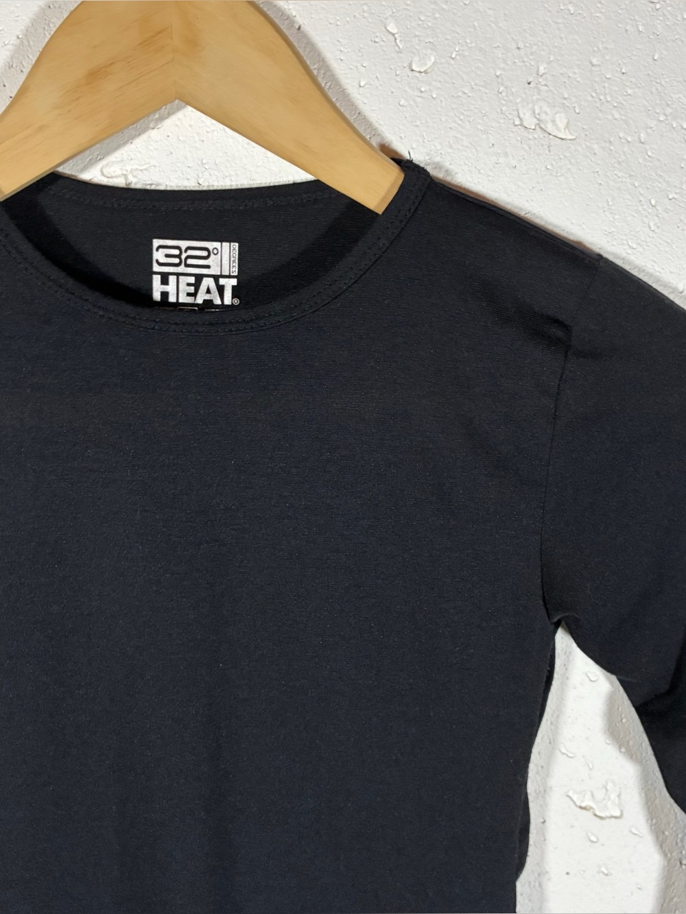 3/$10 32° Heat Black Crew Neck Tee